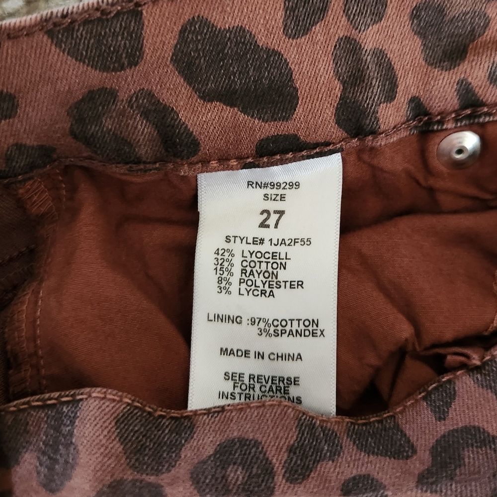 Level 99 Heidi Exposed Button Fly Skinny - Picture 5 of 5